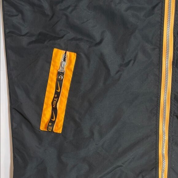 Nike Black and Orange Windbreaker with Reflective Accents Vintage Mens Sz S-L - Picture 5 of 8